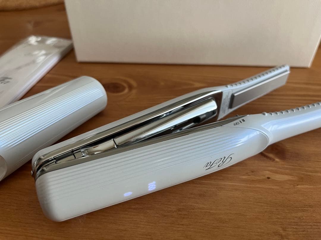 リファ フィンガーアイロン ホワイト