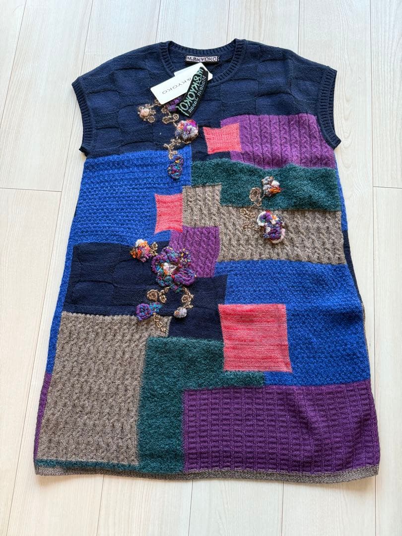 新品☆ニットワンピース☆佐藤繊維☆フリーサイズ☆定価3.9万+税