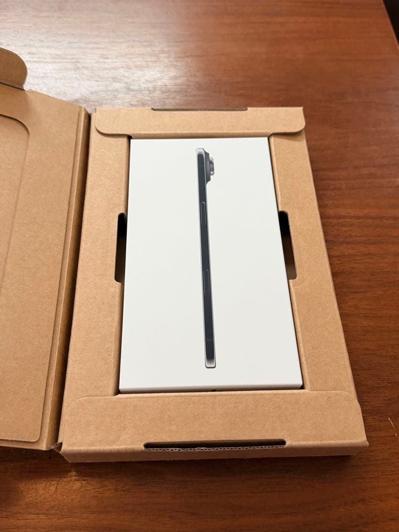 iPhone Air 256GB 黒 本体 Apple購入 純正ケース付き