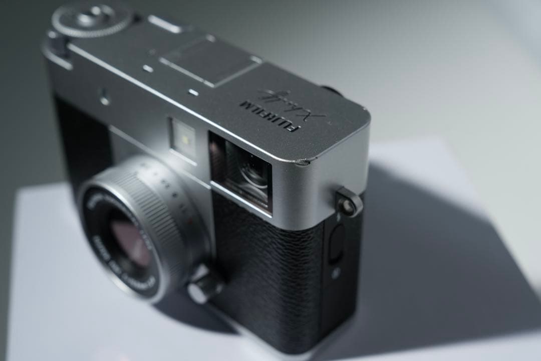 FUJIFILM X half X-HF1 シルバー 最安値