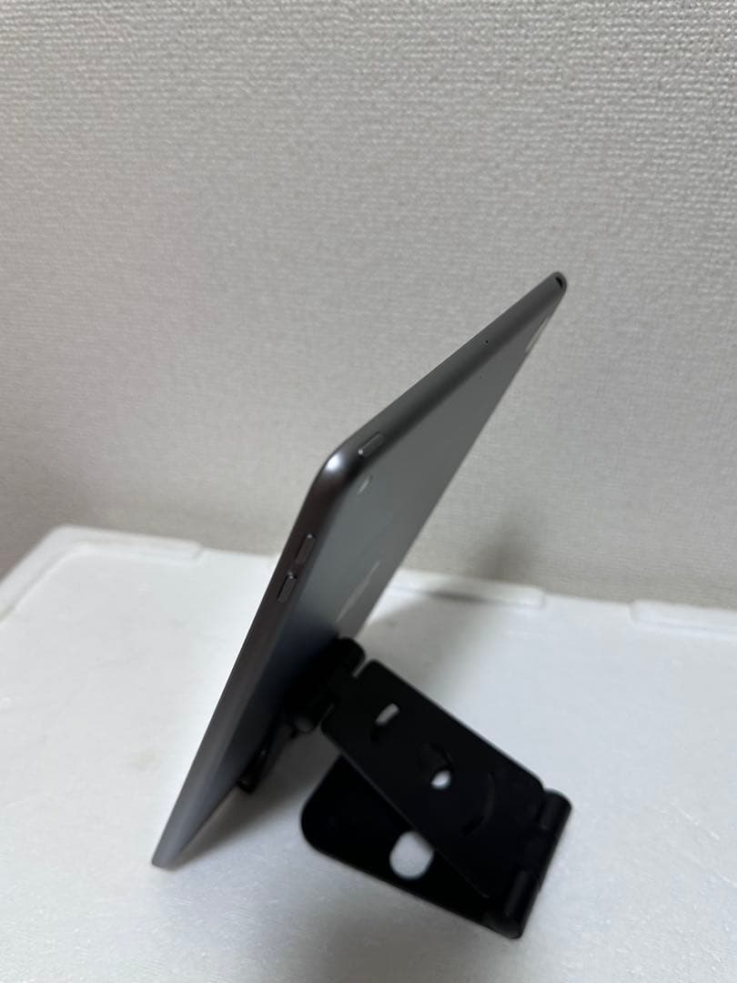 iPad 9.7インチ( 第6世代) 32GB WiFi モデル