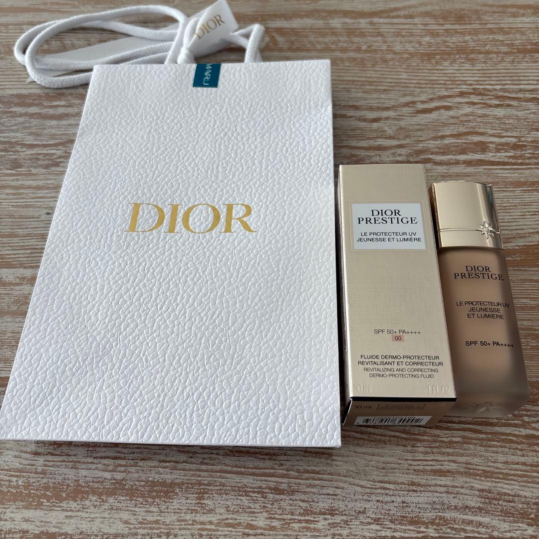 Dior プレステージ ホワイト ル プロテクター UV ルミエール BB00