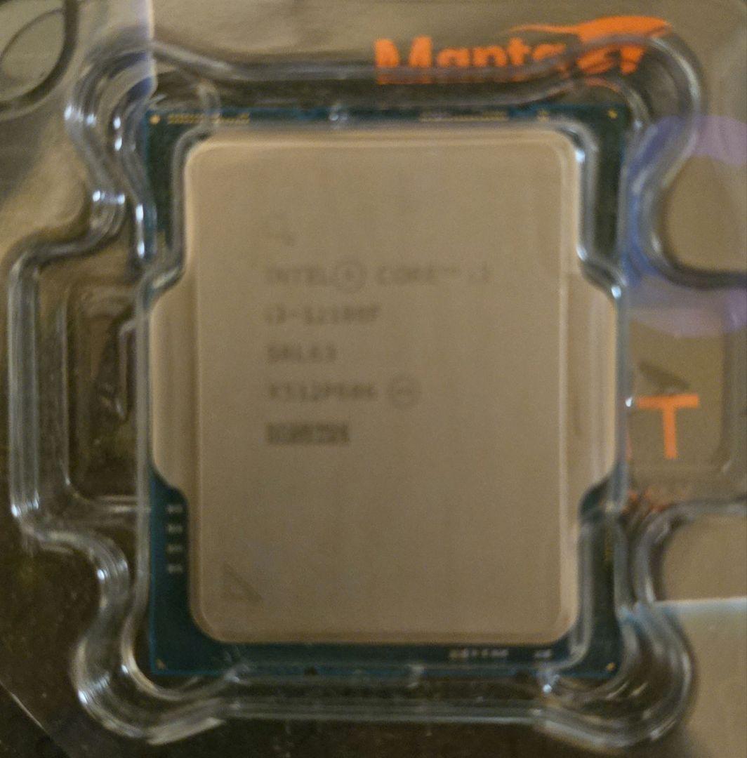 Intel Core i3-12100F CPU　他　２品