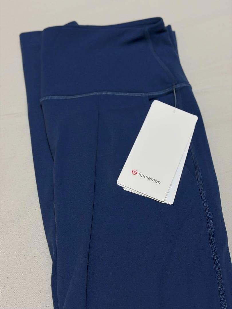 【未着用】ルルレモン Align™ パラッツォパンツ レギュラー