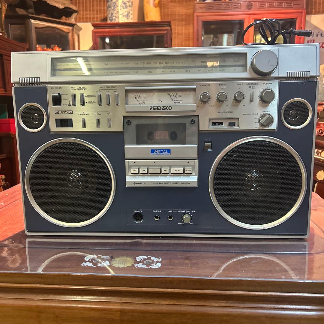 日立 TRK-8600RM FM/AM ラジオ カセットレコーダー