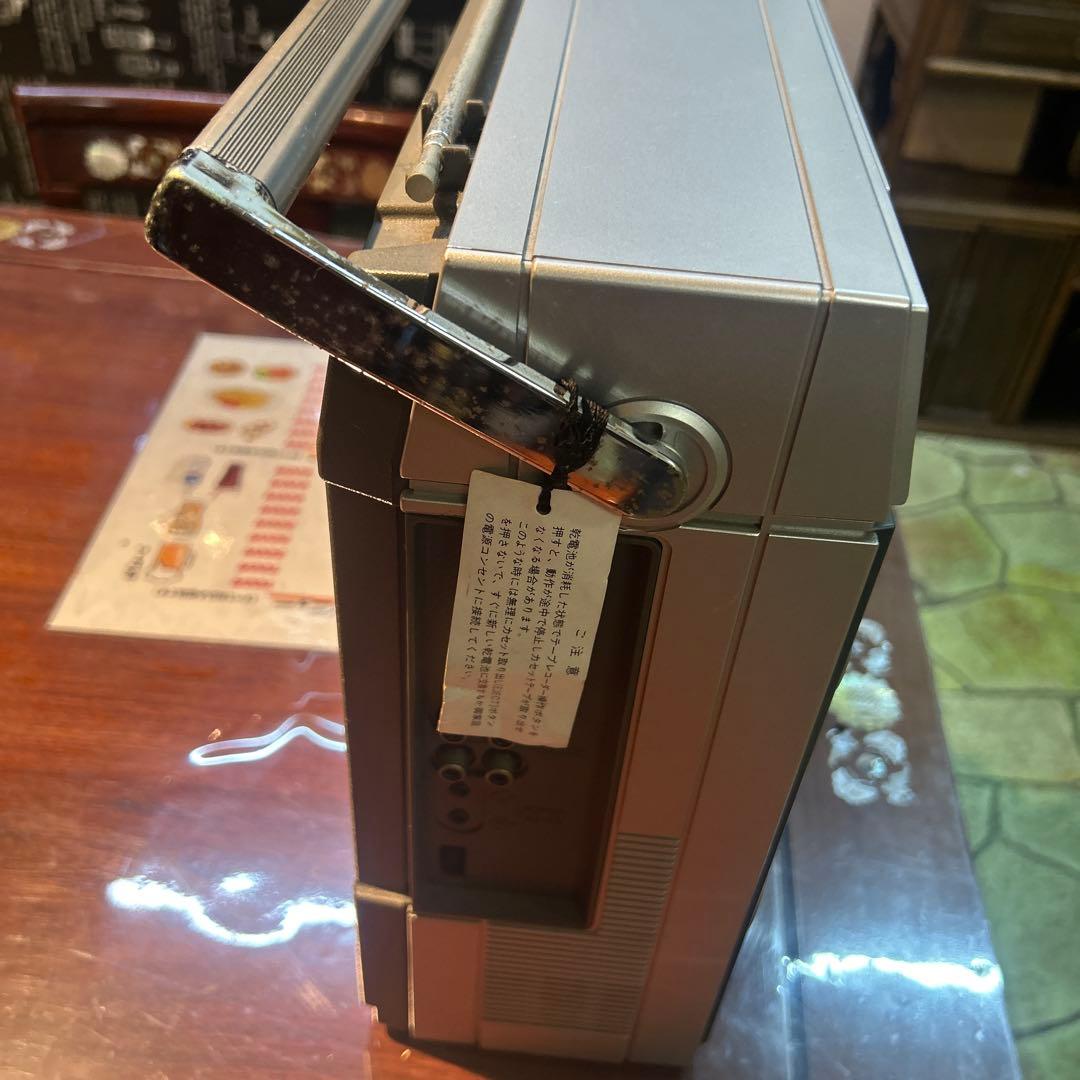 日立 TRK-8600RM FM/AM ラジオ カセットレコーダー