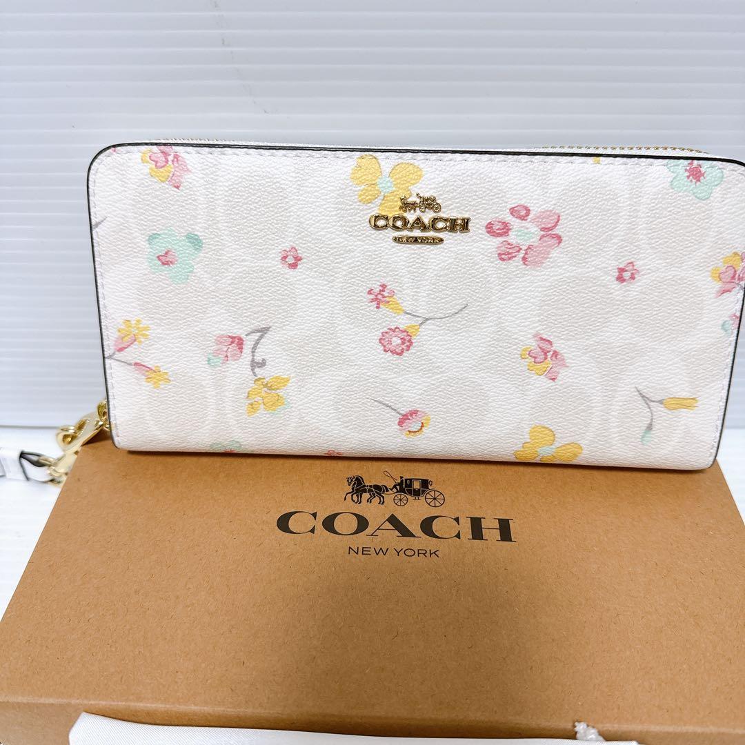 【新品未使用】COACH　長財布　C8695　IMCAH ホワイト　花柄