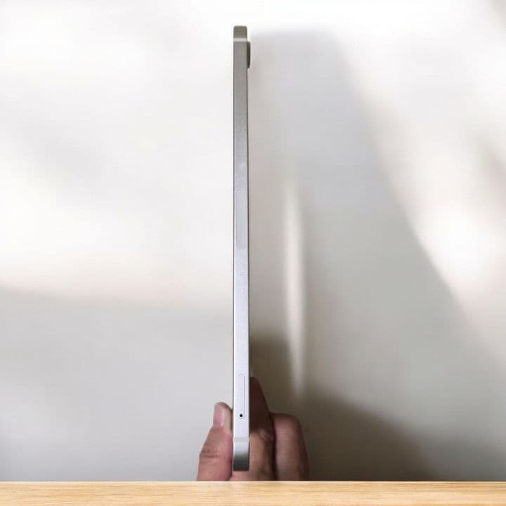 iPad mini 第6世代 64GB Wi-Fi+Cellularスターライト