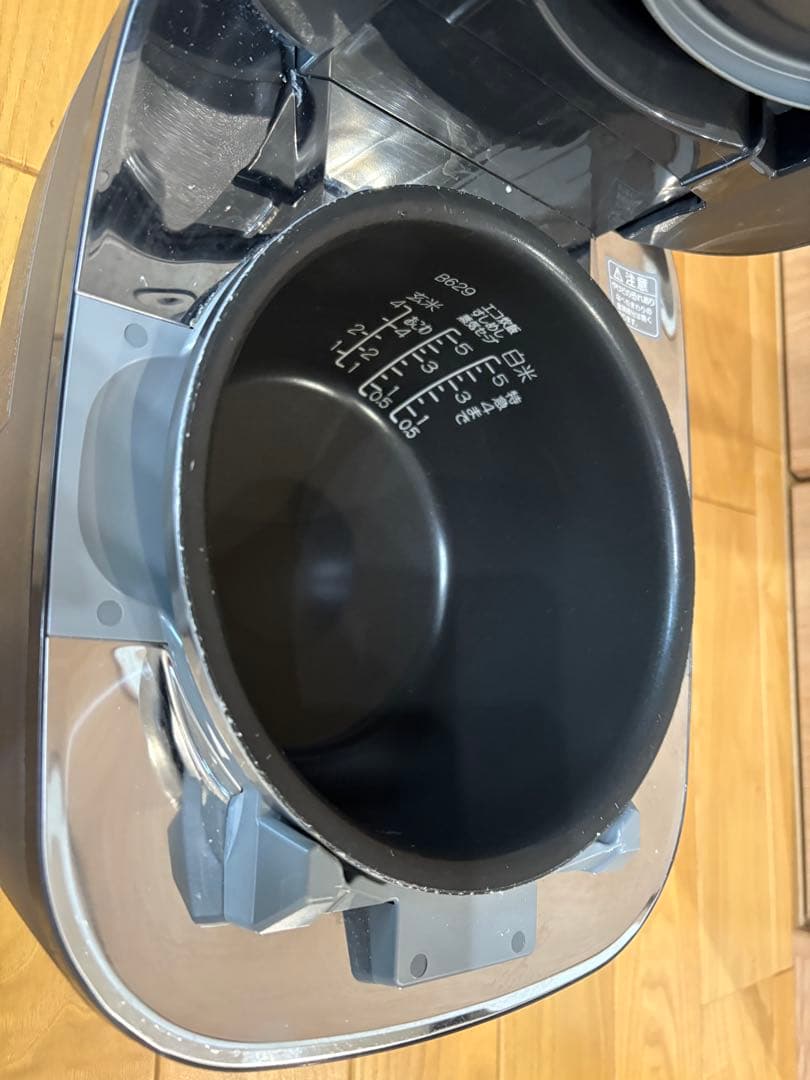 【美品】NW-FB10 炊飯器 象印ZOJIRUSHI炎舞炊き 5.5合炊き