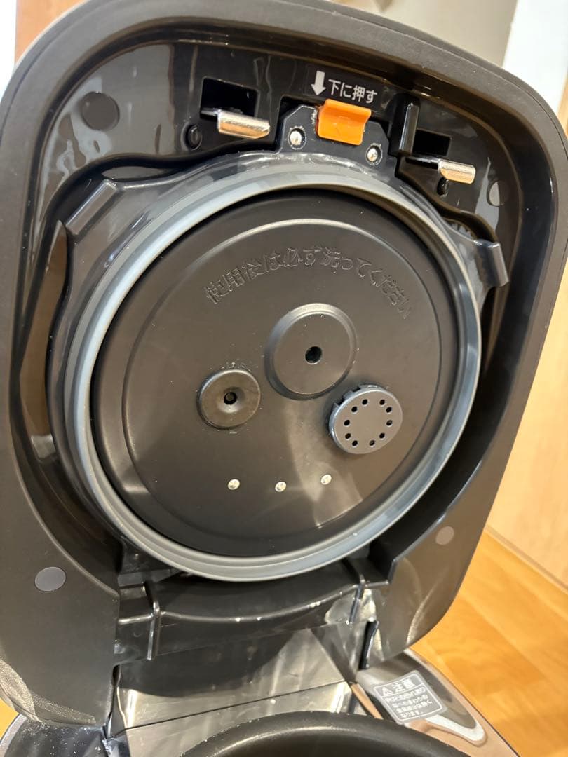 【美品】NW-FB10 炊飯器 象印ZOJIRUSHI炎舞炊き 5.5合炊き