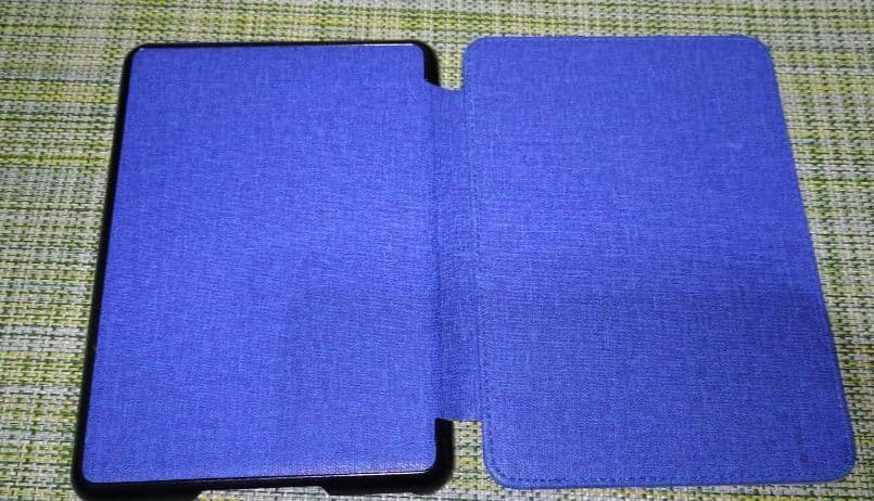 カバー付属　Kindle Paperwhite 第10世代 8GB