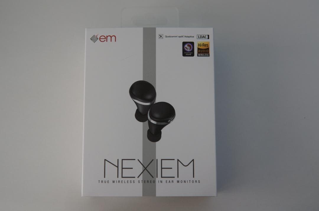 NEXIEM ワイヤレスイヤフォン ブラック