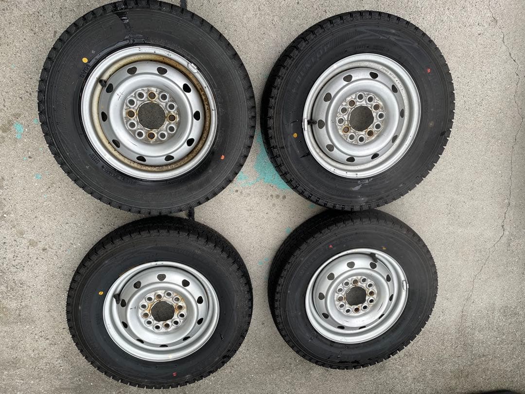 ダンロップ145/R12 12インチ スタッドレス