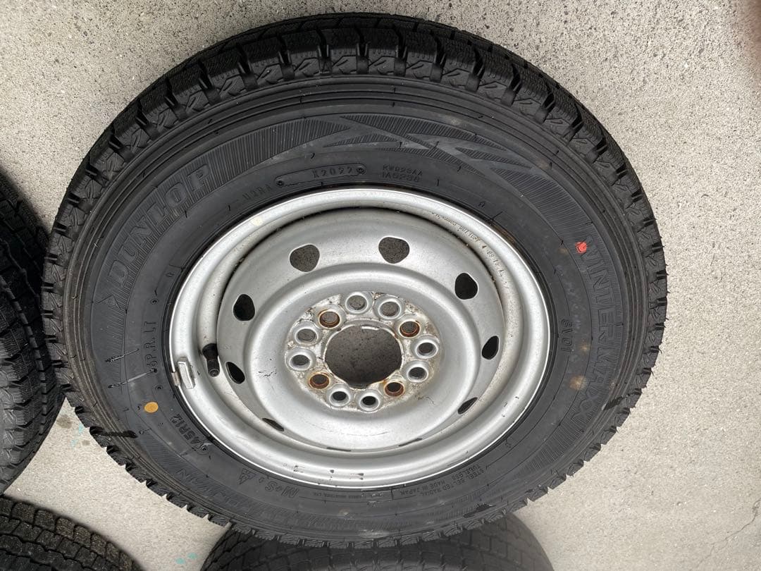 ダンロップ145/R12 12インチ スタッドレス