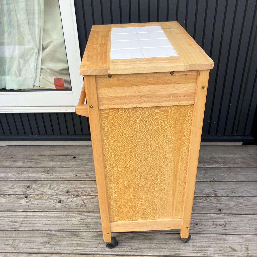 ②北欧レトロ アイリスオーヤマ 木製 タイル張り キッチンワゴン ダストボックス