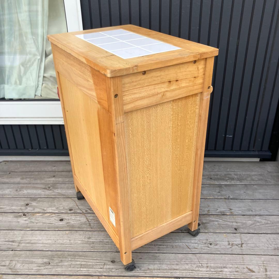 ②北欧レトロ アイリスオーヤマ 木製 タイル張り キッチンワゴン ダストボックス
