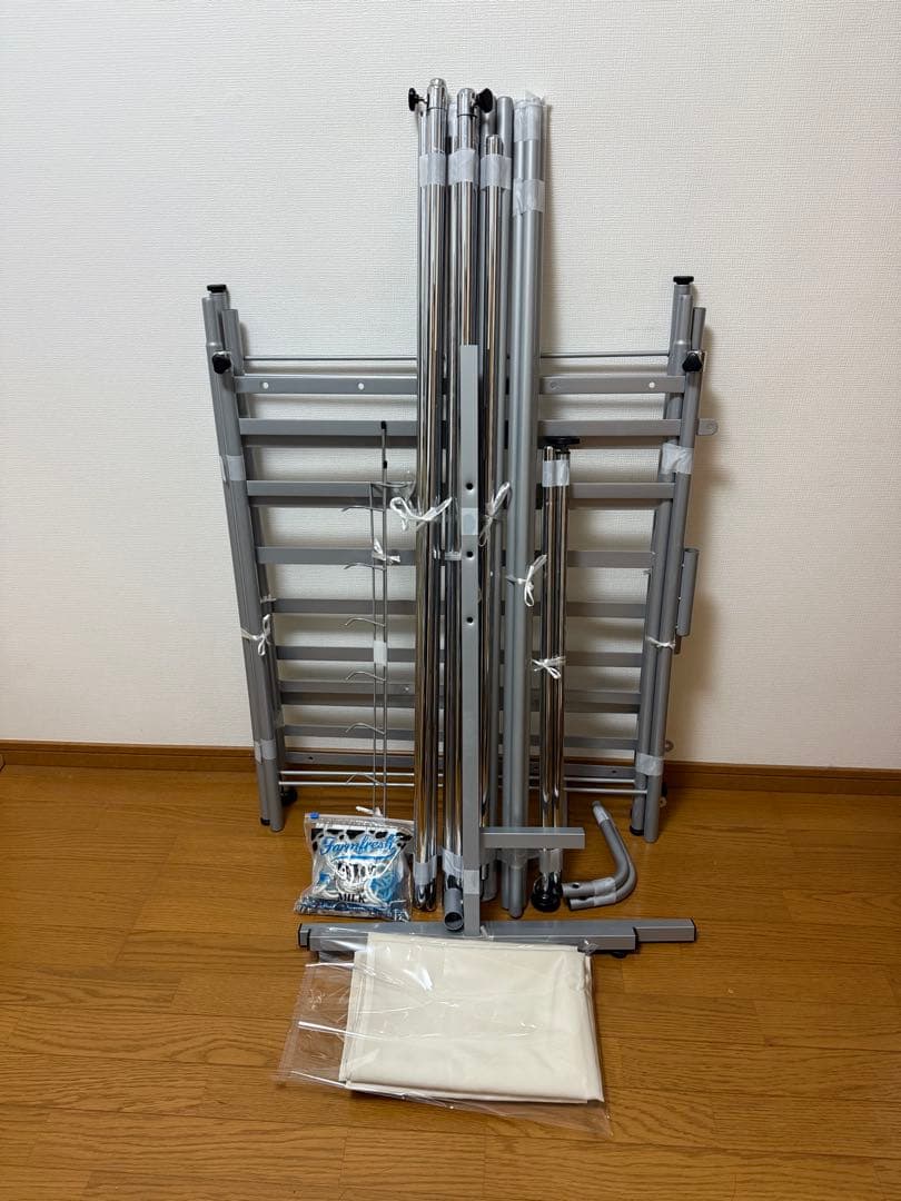 ツッパリクローゼットハンガーラック　フロントハンガー付（オールカーテン）