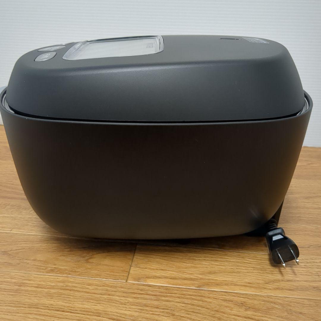 美品　タイガー超高級炊飯器　土鍋ご泡火炊 JRX-T060-KT コスモブラック