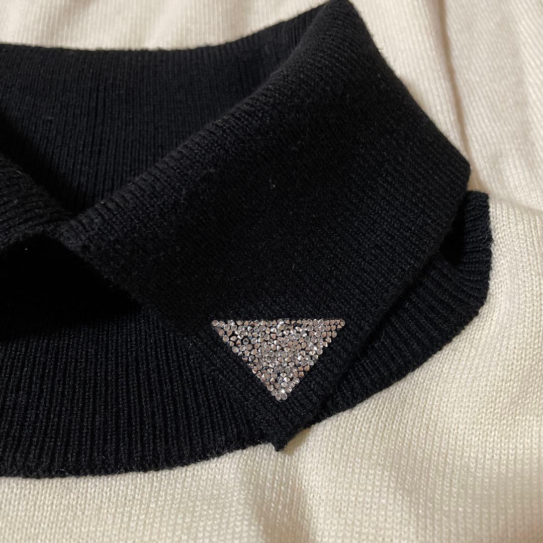 デサントゴルフ　リュクス　変形タートルネック　ニット　ハイネック　スワロフスキー