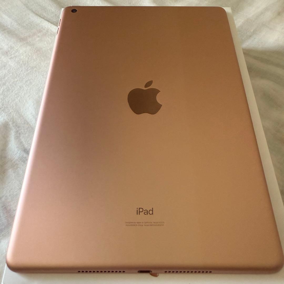 iPad8世代 32G ゴールドWi-Fiモデル