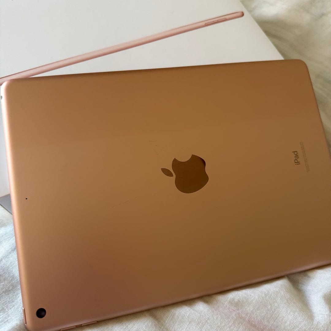 iPad8世代 32G ゴールドWi-Fiモデル