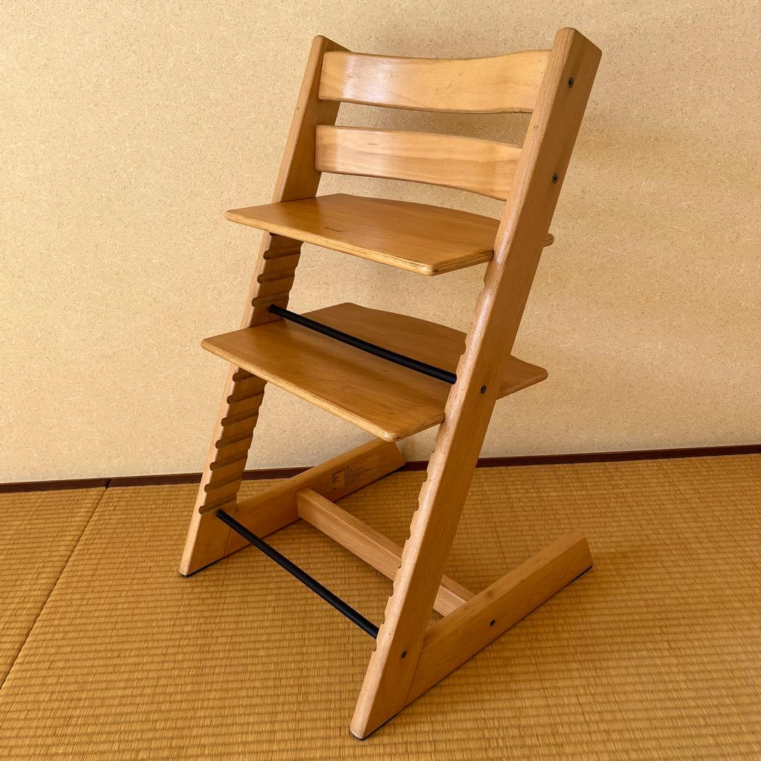 ベビーセット付き　STOKKE トリップトラップ ナチュラル