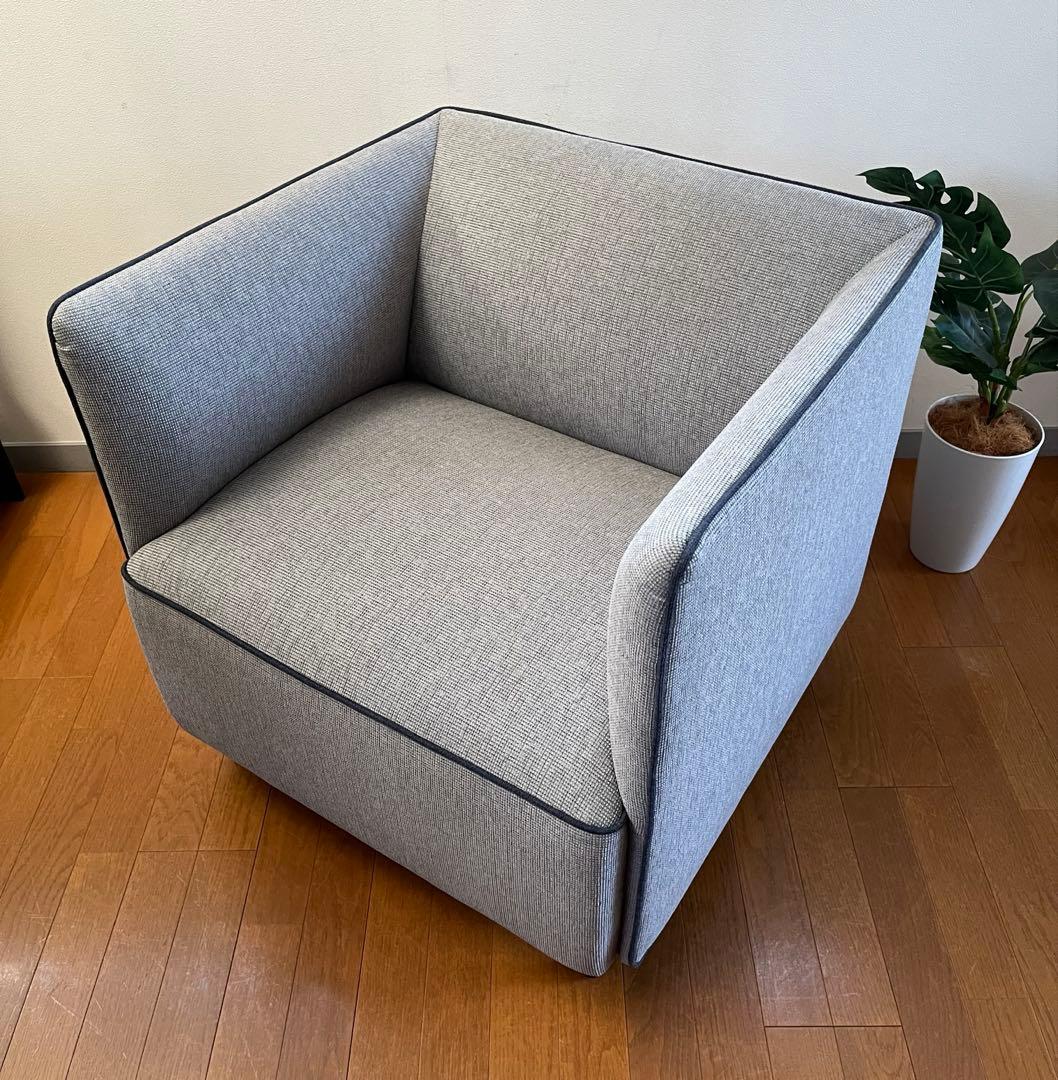 PLUS プラス　S1 アームチェア　② 19万　シングルソファ　モダン　美品