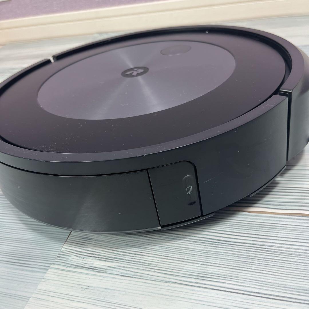 美品iRobot ルンバ j7+ グラファイト 自動ゴミ収集付き ロボット掃除機