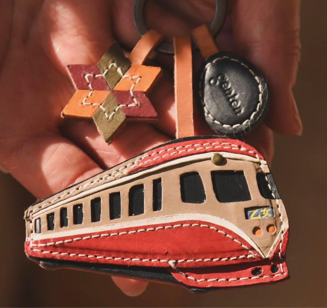 genten ゲンテン新品未使用ワクワクチャーム 小田急ロマンスカー 3000形