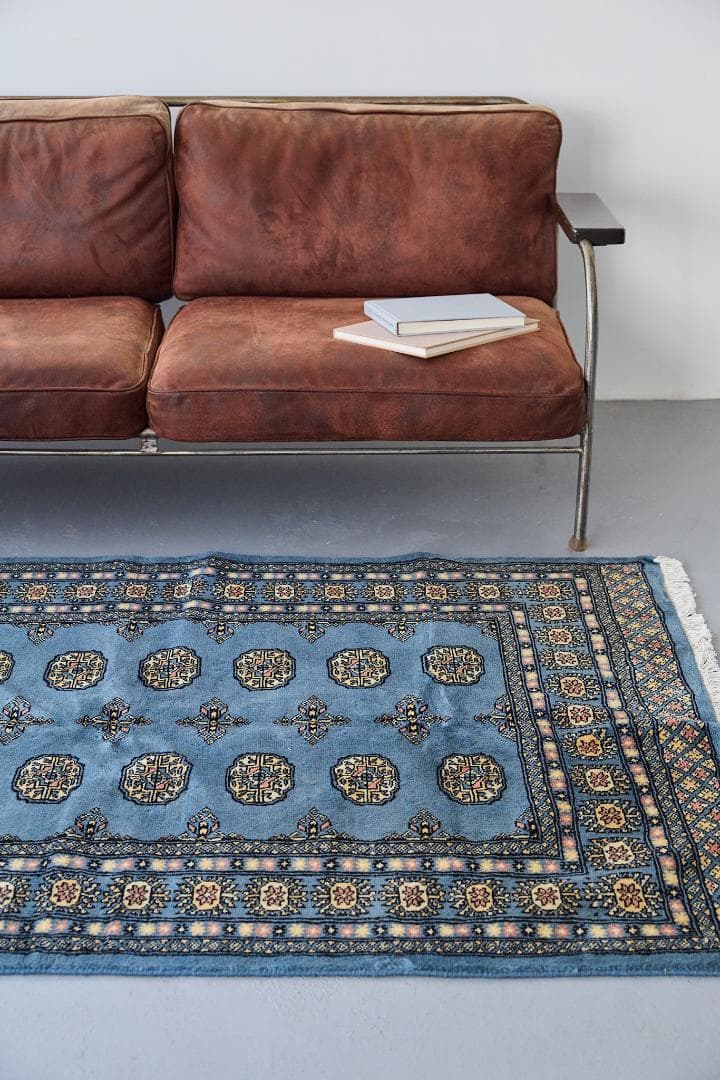 新品　トライバルラグ　ブハラ　ラホール産　（195×127cm) ブルー 青