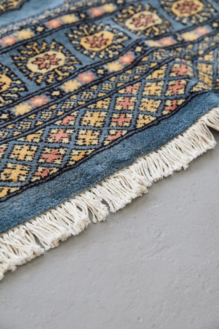 新品　トライバルラグ　ブハラ　ラホール産　（195×127cm) ブルー 青