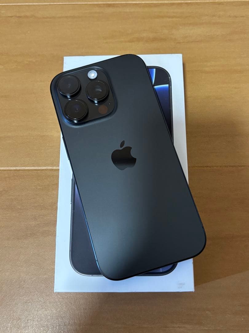 iPhone 16 Pro ブラックチタニウム 128GB SIMフリー