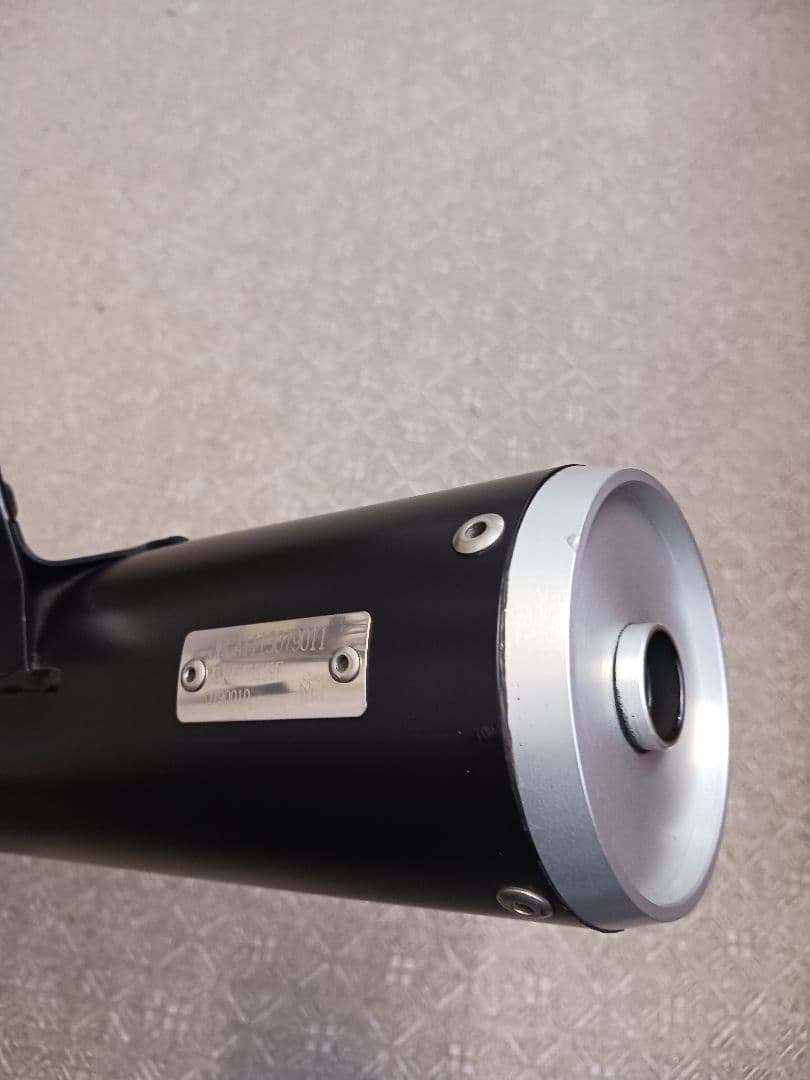 プラナス　スリップオンマフラー