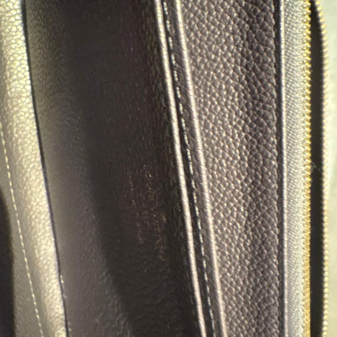 Louis Vuitton グレーレザー長財布