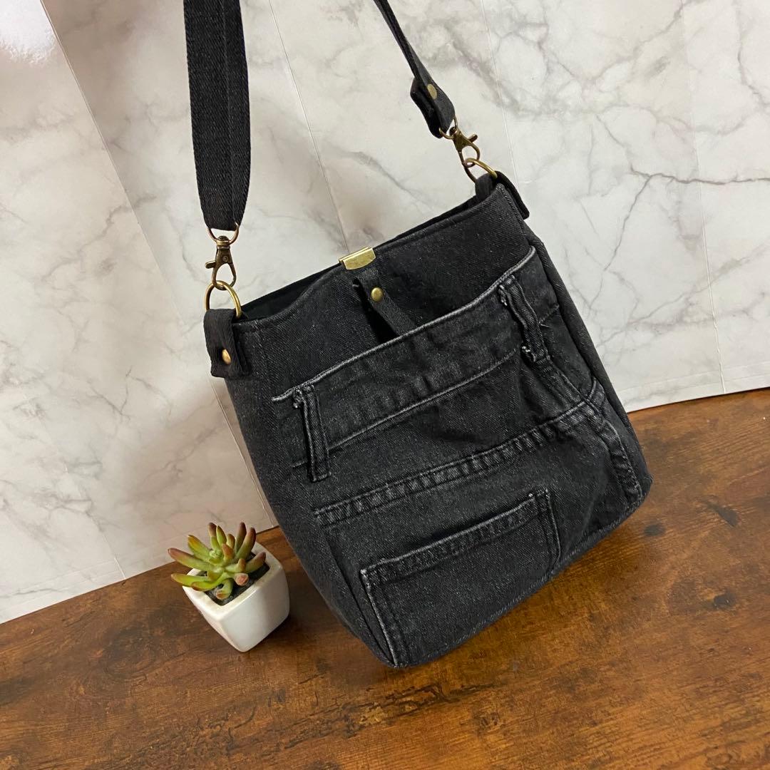 専用※NO.32 デニムリメイク【ショルダーバッグ】ハンドメイド