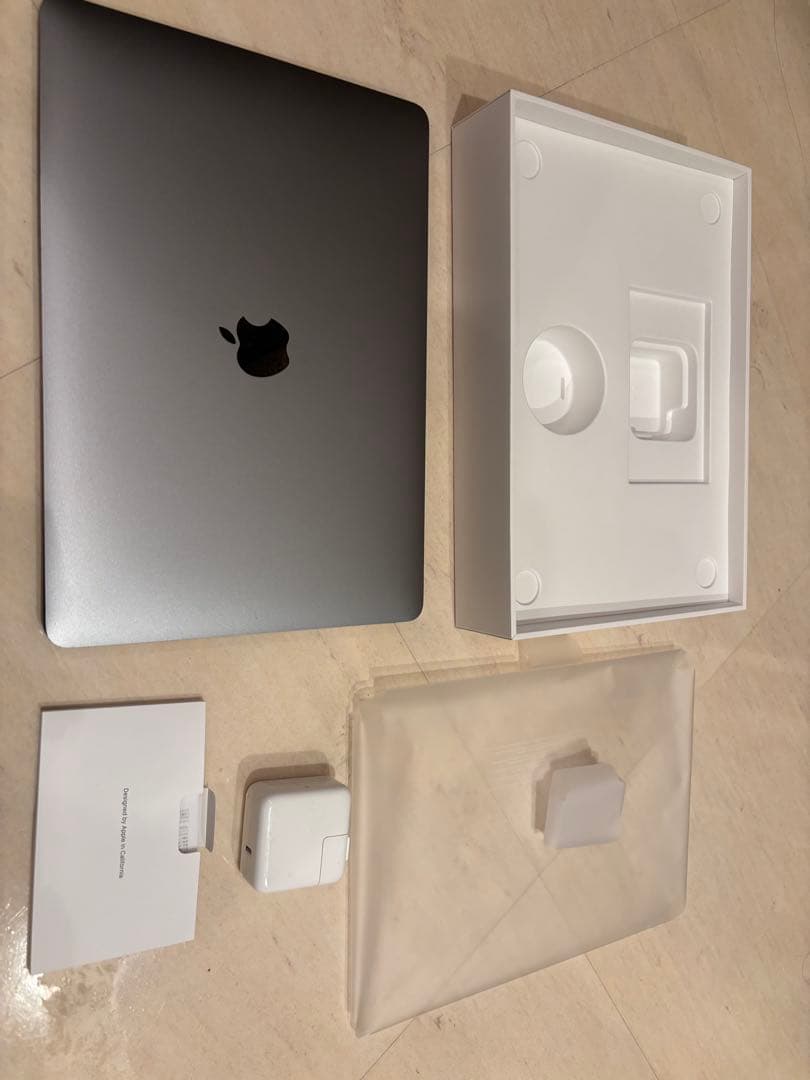 su MacBook Air M1 2020 覗き見防止フィルター付