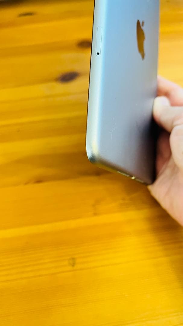 美品　ipad mini 4 セルラー版　128G　スペースグレイ