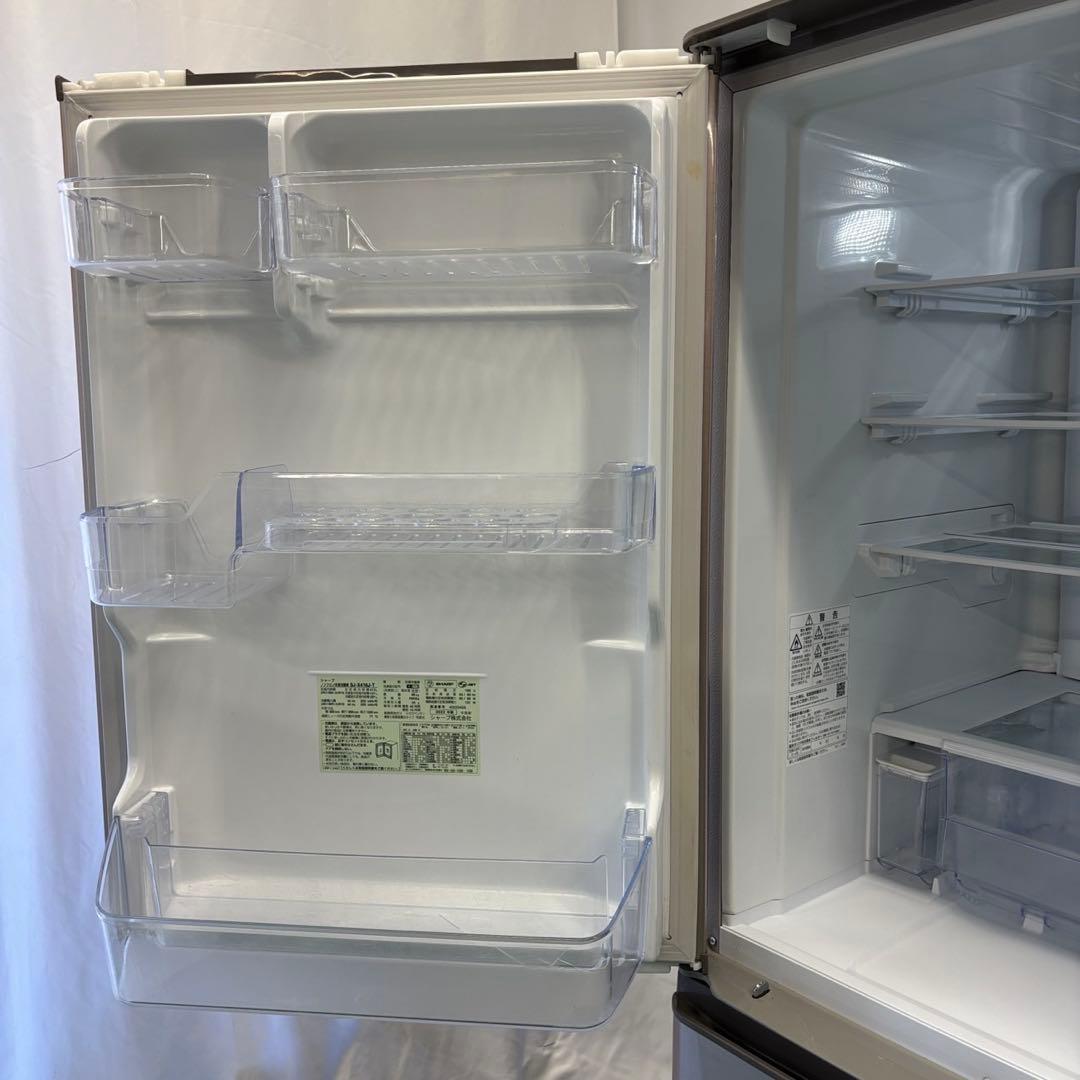 ぴーさん803⭕️冷蔵庫　シャープ　大型　400ℓ　両開き　安い　綺麗