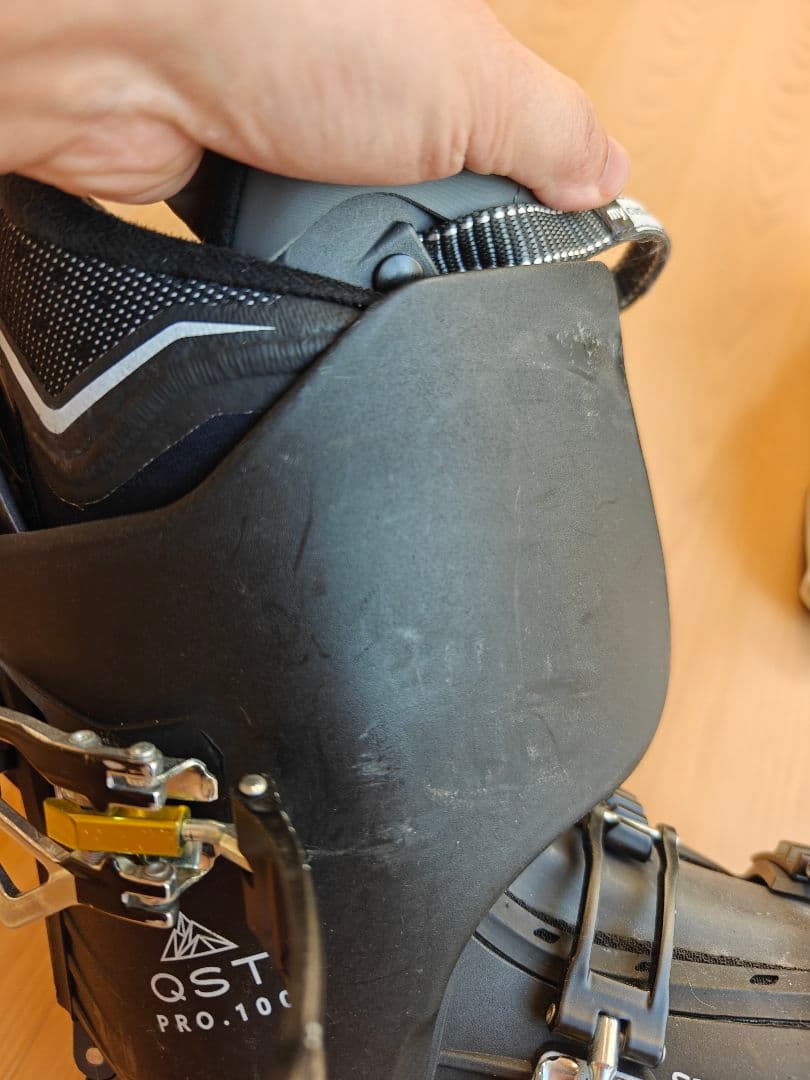 サロモン QST PRO 100 (26.0/26.5cm) ウォークモード付