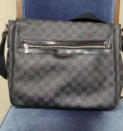 M*I様 ルイヴィトン　ダミエ　グラフィット