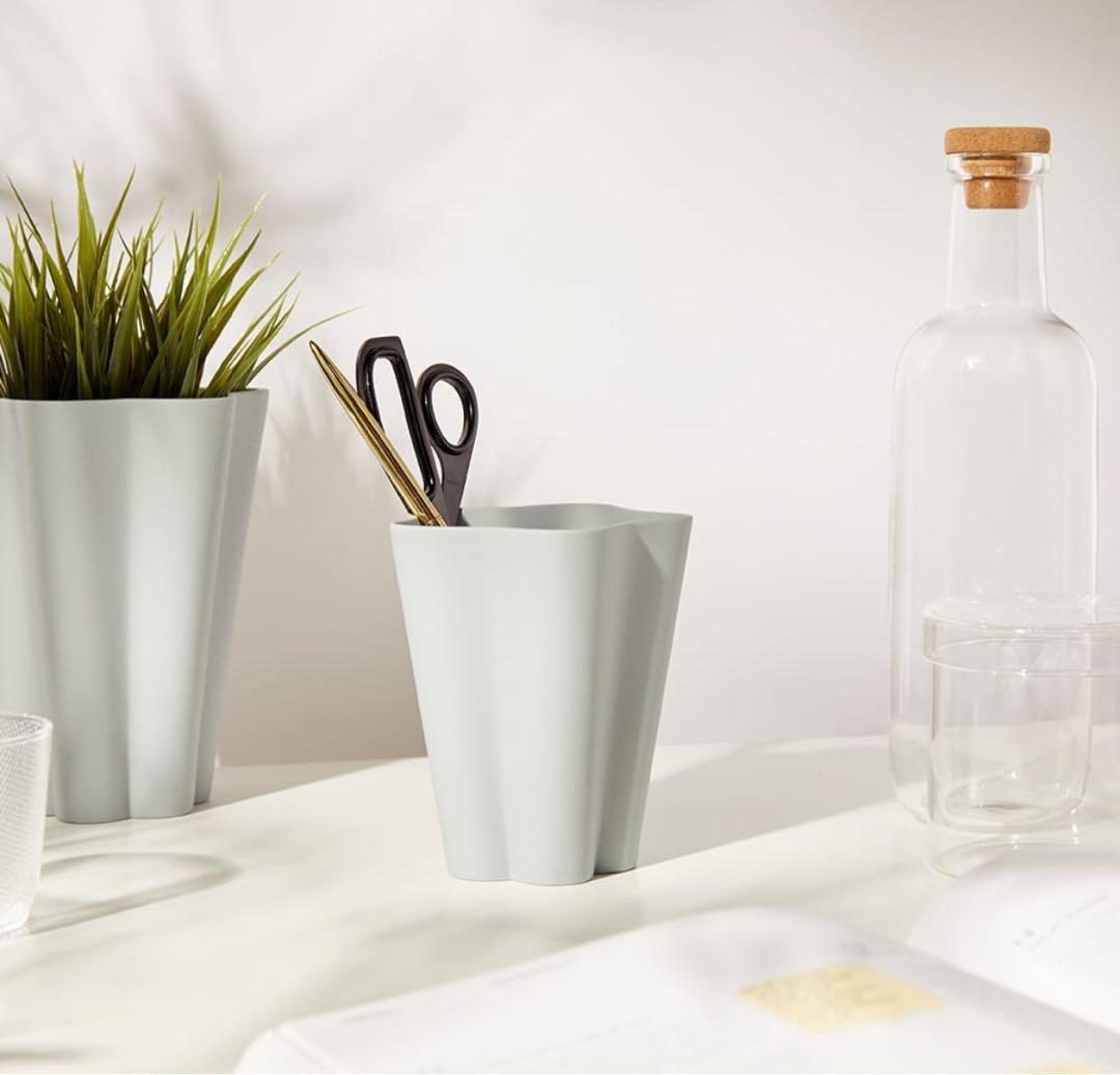 新品 HAY Iris Vase S Grey フラワーベース 花瓶 収納