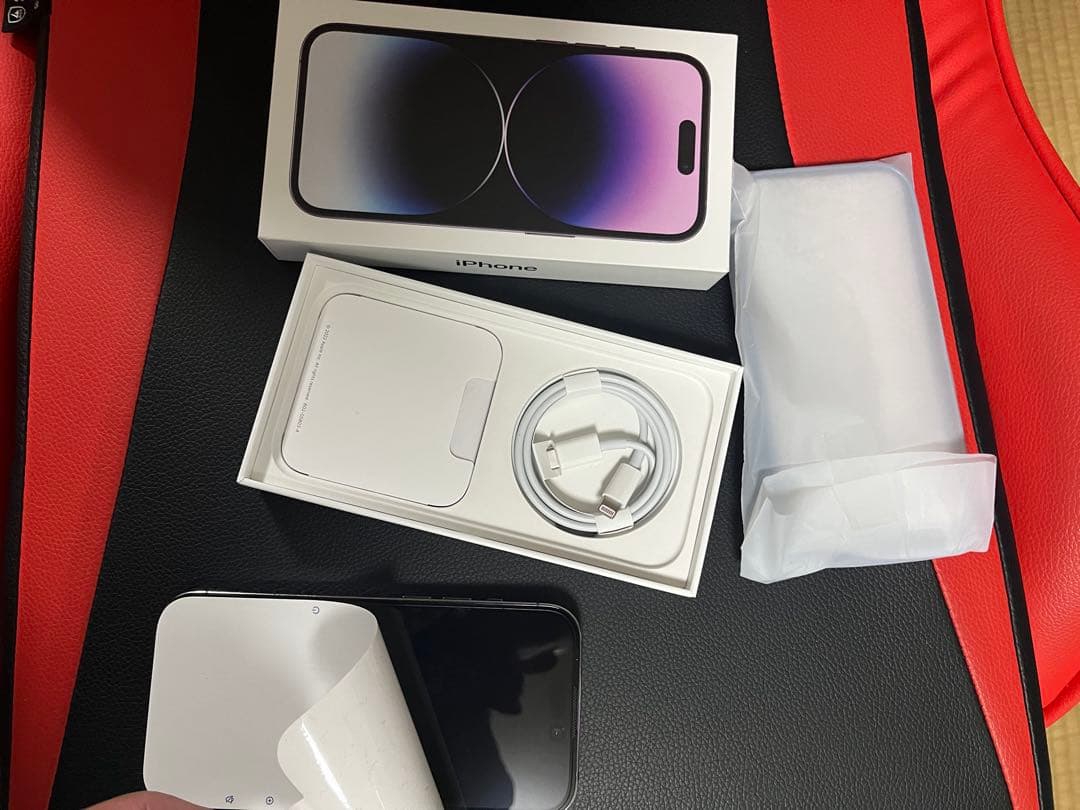 Apple iPhone 14 Pro ディープパープル 本体