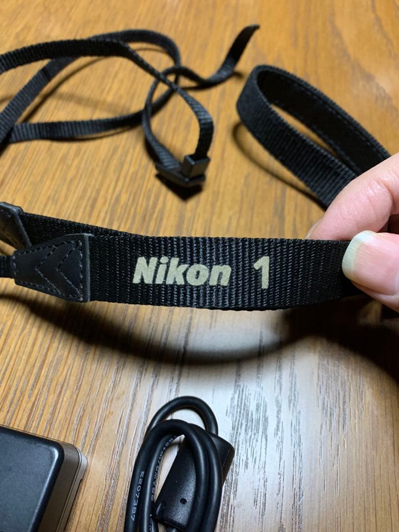 Nikon 1 J3 ブラック　注意事項あり