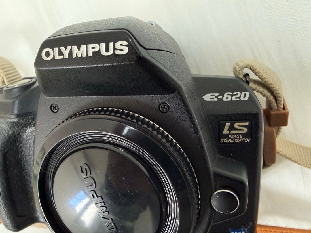 Olympus E-620ミラーレスカメラ本体　リモコンRM1付き