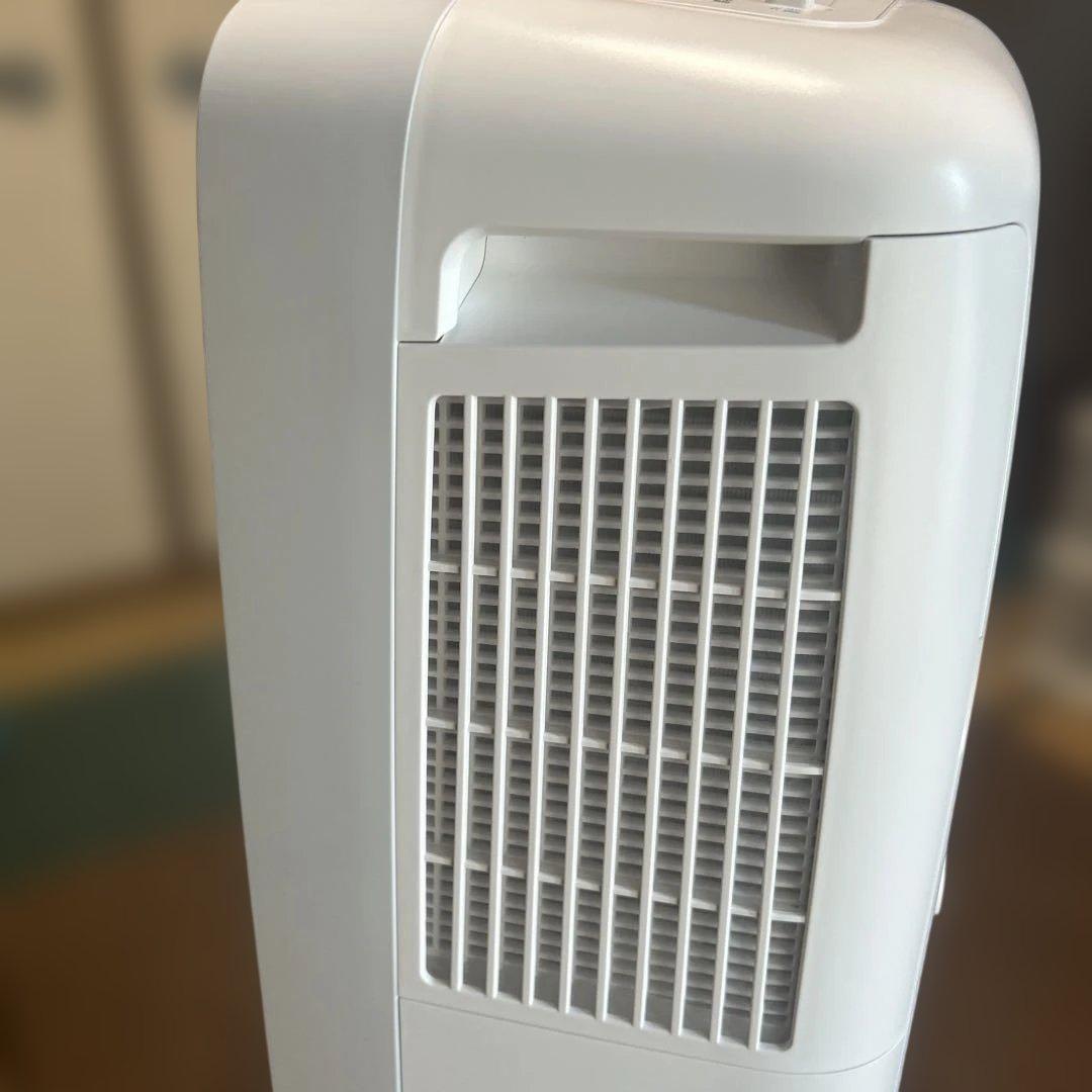 シャープ　プラズマクラスター冷風、衣類乾燥除湿機コンパクトクール