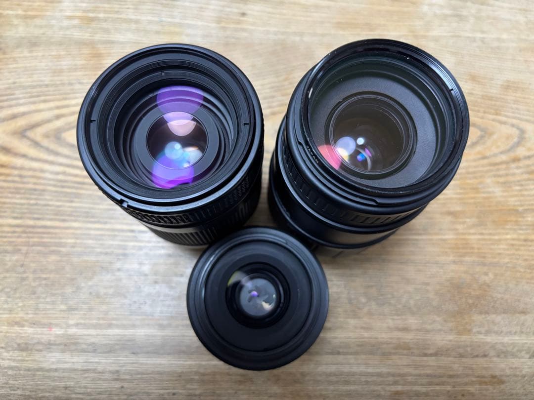 ★ Nikon D3100 デジタル一眼レフ レンズ3個セット ★ 付属品有り