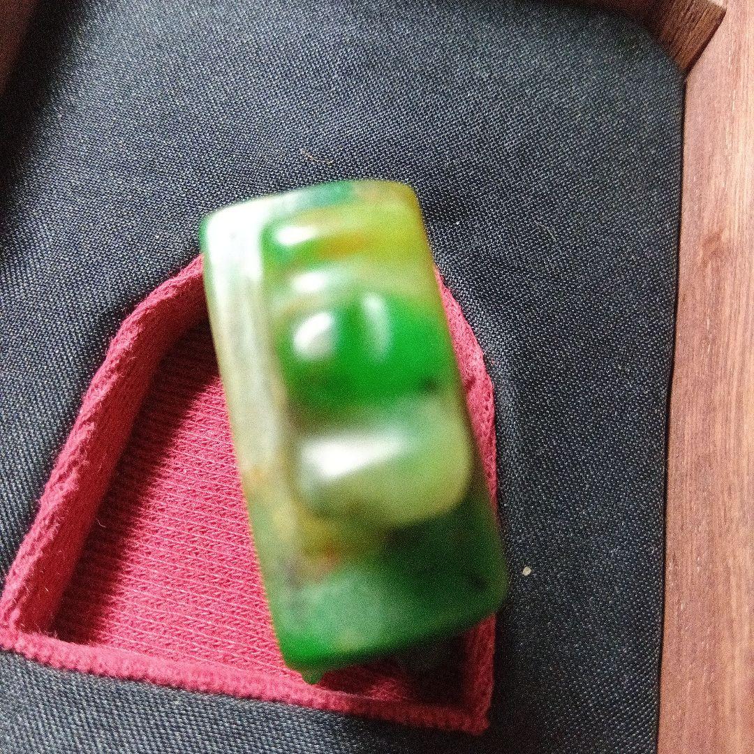 綿刈様、専用でございます。　古墳時代　骨董　歴史史料　勾玉　極上翡翠琴柱形石製品