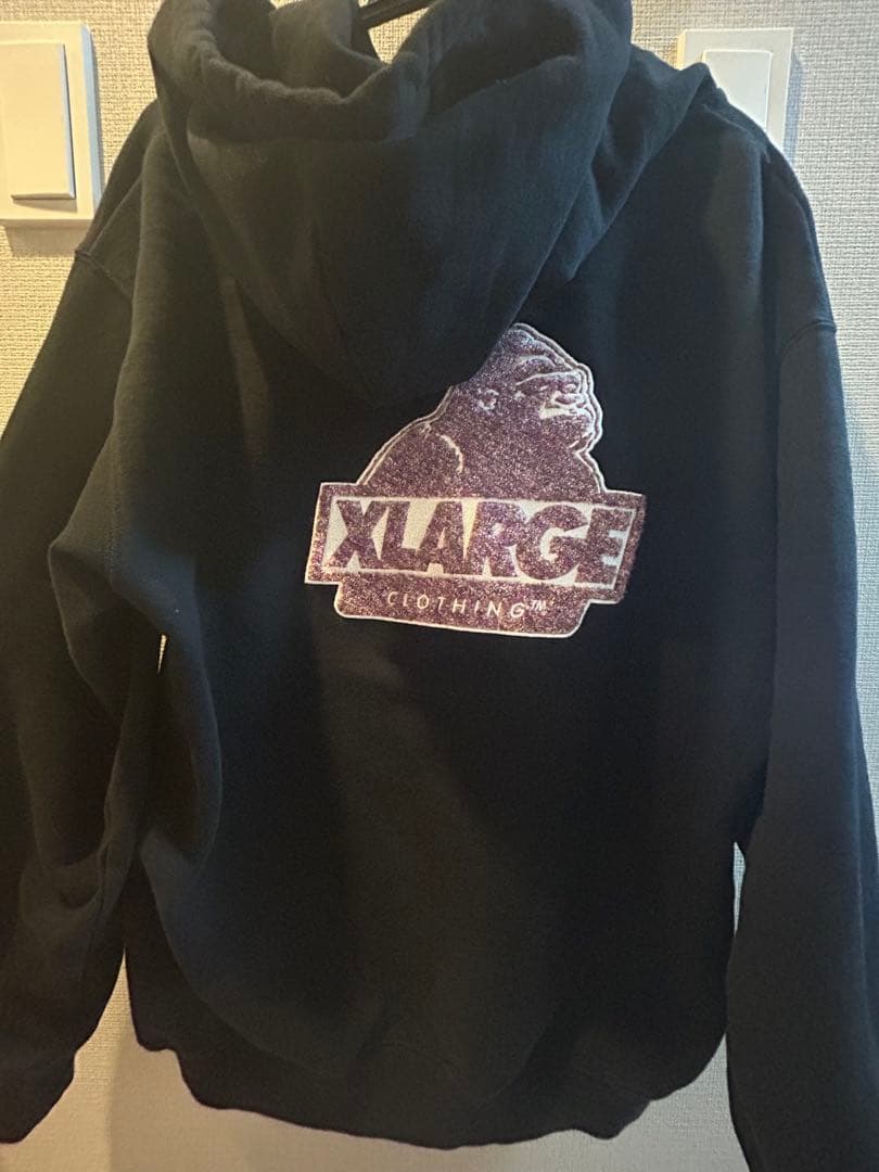 XLARGE ブラック フード付きパーカー