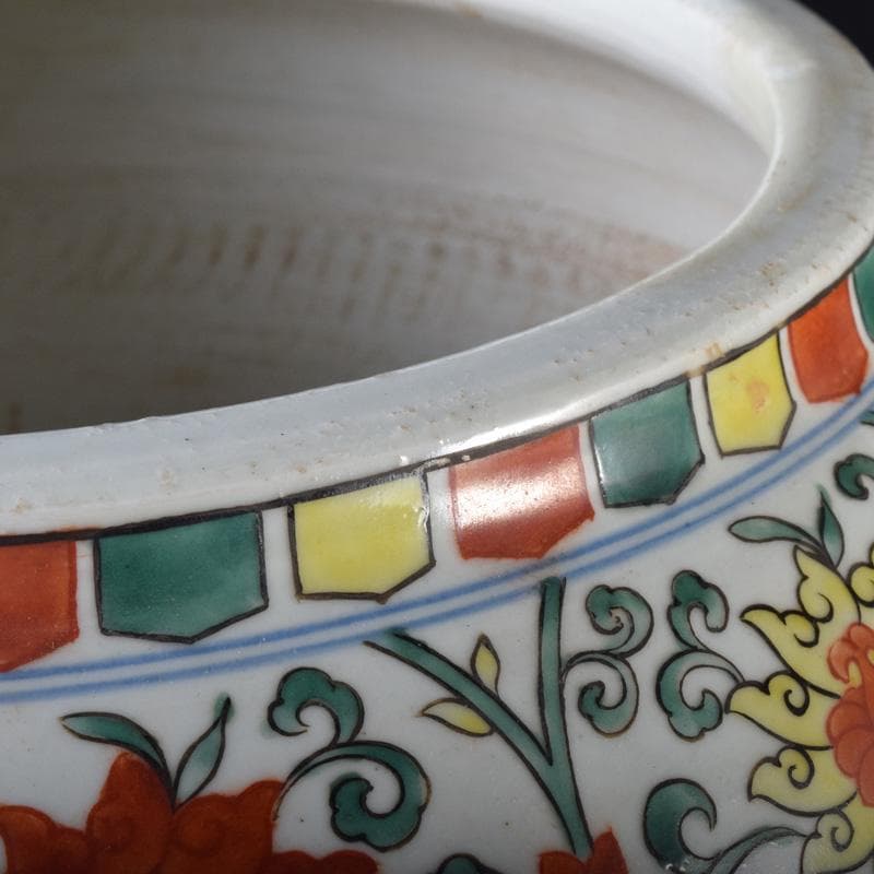 中国　大明萬暦年製　五彩　百鹿文　大壷　M　7312A