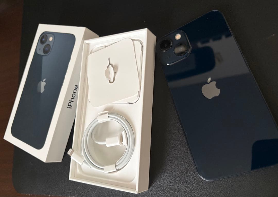 Apple iPhone 13 256GB 本体　simフリー　ミッドナイト